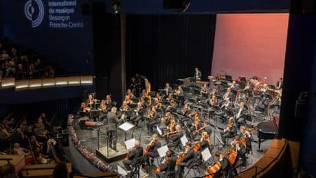Au concours des chefs d’orchestre de Besançon, la Chine accélère le tempo pour briller à son tour