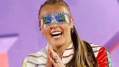 Jojo Siwa unrecognisable after 'trad wife' transformation in new music video