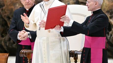 Pope Leo XIV Calls for News Media to Shun Divisive Language