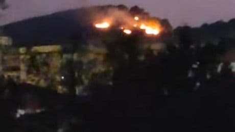 Monte Tortuga arde: bomberos luchan contra un incendio forestal en Málaga capital