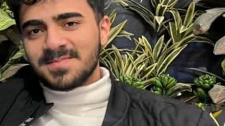 Kaza yaptığı araçtan çıktı... TIR çarptı!