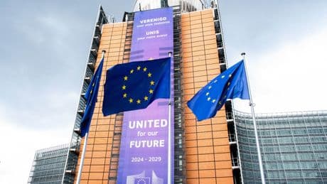 IA Act : une quarantaine d’associations, dont la Fédération Internationale des Journalistes, dénoncent une « trahison des objectifs du règlement européen »