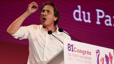 Jérôme Guedj traite Jean-Luc Mélenchon de « salopard antisémite », Manuel Bompard exige des excuses d’Olivier Faure