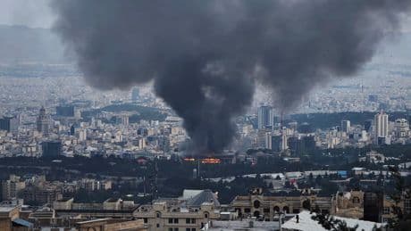 Iran feuert "Fattah 3"-Raketen auf Israel - Khamenei: "Die Schlacht beginnt"