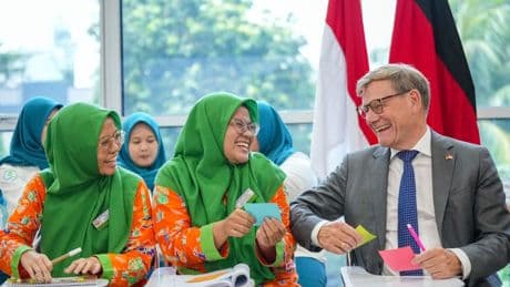 Wadephul wirbt in Indonesien für mehr Fachkräfte