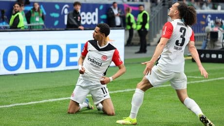 Sie haben es angekündigt - Haben Ekitiké und Theate bald Eintracht-Tattoos?