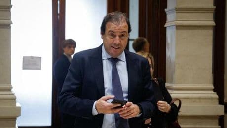 Tagli Irpef, Ires e rottamazione 5, Leo: «Giù le tasse al ceto medio nella prossima manovra»