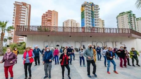 La perversión del Imserso en Alicante: cuando es más rentable alojar una mascota que a una persona