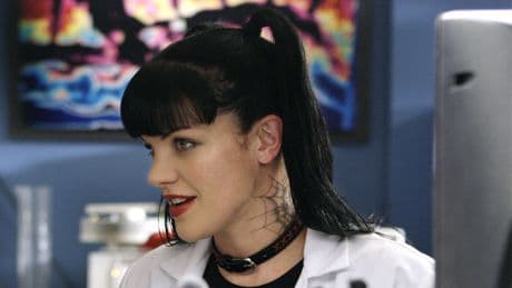 Regenbogen statt Goth: "Navy CIS"-Abby sieht heute ganz anders aus