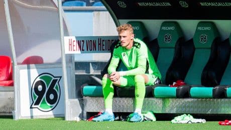 Hannover 96 - Ostfriesen-Job für Briefträger-Torwart