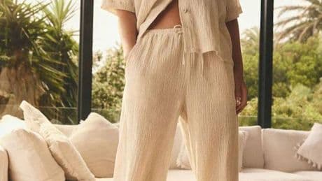 Next shoppers rave over 'lightweight' £26 trousers that are 'crease-resistant'