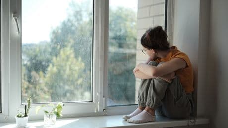 Abhängige Persönlichkeitsstörung: Symptome und Behandlung