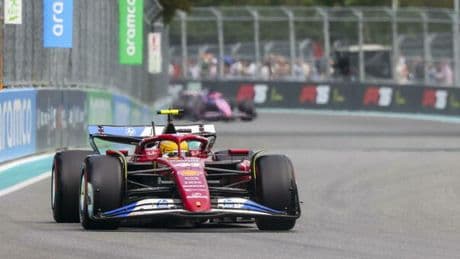 Ferrari, la svolta promessa che non arriva mai: a Miami Leclerc e Hamilton si arrabbiano. Cosa è successo