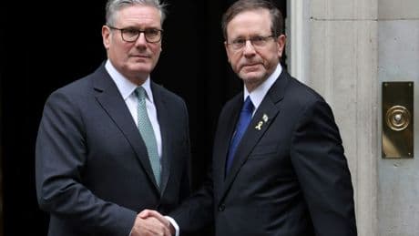 "Schwieriges Treffen": Israels Präsident Herzog von Starmer in London empfangen