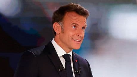Macron asegura estar "listo" para un debate sobre el despliegue de aviones con armas nucleares en otros países europeos