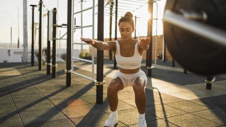 Aufwärmen vor dem Workout: Eine Übung ist besser als Cardio und Dehnen