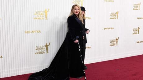 Christina Applegate (53) merkt dat tienerdochter gebukt gaat onder haar ziekte