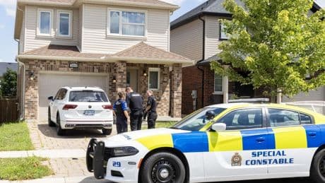 Up to 30 shots fired as London, Ont. house, car sprayed with bullets