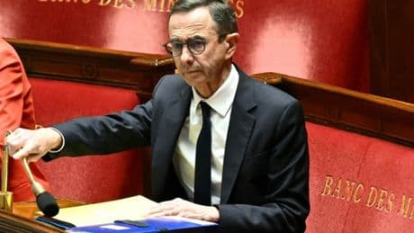 "Donc il démissionne?": Bruno Retailleau assure qu’il n’est "toujours pas macroniste", des députés Renaissance ulcérés