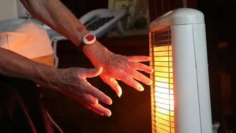 Winter fuel payments to more pensioners expected in coming weeks