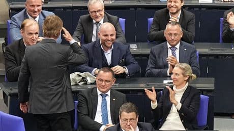 Migrants : Berlin suspend ses subventions aux associations de sauvetage en mer