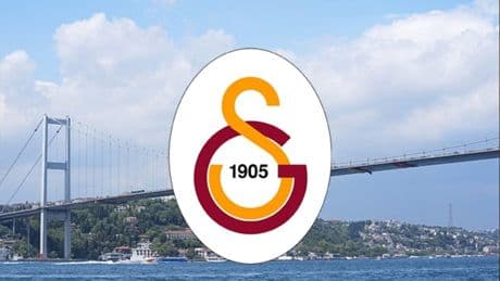 Galatasaray 5 yıldızlı bayrağı astı!
