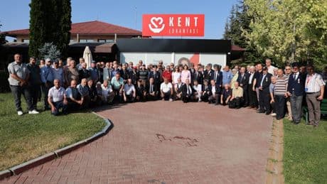 Başkan Ünlüce’den Babalar Günü’nde vefa buluşması