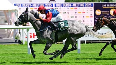 Galopp-Meeting in Hamburg - Thore ist der Stuten-Hammer