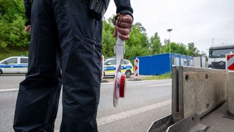 Grenzkontrollen: Dobrindt kündigt mehr Zurückweisungen an
