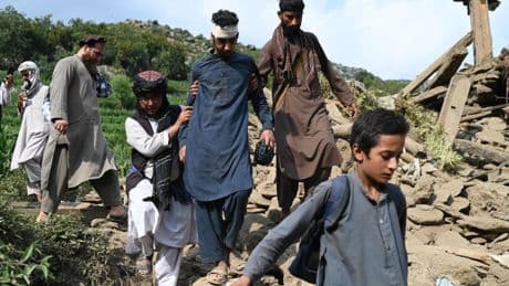 Sisma in Afghanistan: almeno 800 morti. I talebani supplicano il mondo: "Aiutateci"
