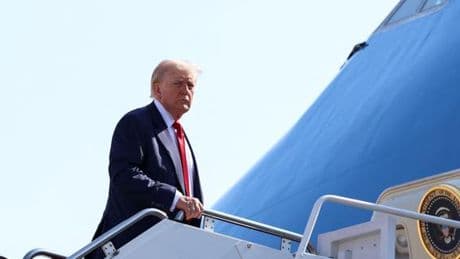 A peine arrivé en Ecosse pour un séjour privé, Donald Trump critique la politique migratoire européenne
