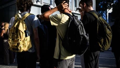 Antibes: deux adolescents de 15 ans interpellés dans leur collège en possession de couteaux