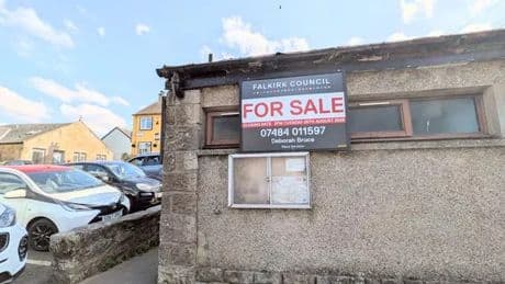 Public toilets in Falkirk 'Outlander' village will be sold as bids close