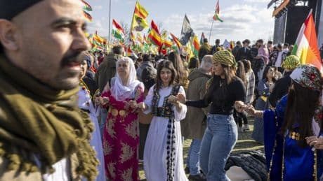 Nach Auflösung der PKK: Kurden ohne Land