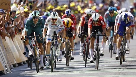 Van der Poel convierte en épica la victoria al sprint de Tim Merlier en el Tour de Francia
