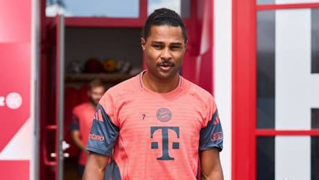 Überraschende Entscheidung! - Bayern-Talent zieht an Gnabry vorbei