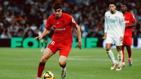 El Sevilla ultima el traspaso de Juanlu