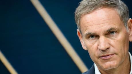 Autoindustrie: Porsche-Chef stimmt Beschäftige auf weitere Sparrunde ein