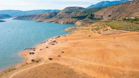 Landlocked city home to one of Europe's warmest beaches hotter than Tenerife