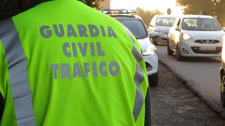 Dos muertos en Granada en un grave accidente de tráfico tras el choque frontal de un coche y una moto