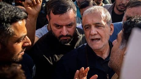 Iran: Präsident Pezeshkian in Teheran bei israelischem Angriff verletzt
