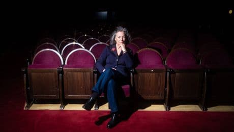 Marina Saura: cómo sobrevivir a la vida y muerte de un padre, el artista Antonio Saura