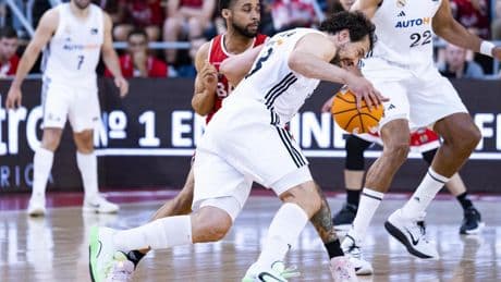 El Real Madrid se hace fuerte en defensa y se impone a Manresa para ampliar a 20 su racha de victorias en la Liga Endesa
