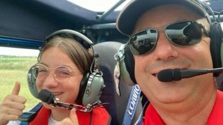 Massimiliano Monticone e la figlia Simona morti nell'ultraleggero precipitato: avaria al motore o errore umano, aperta un'inchiesta