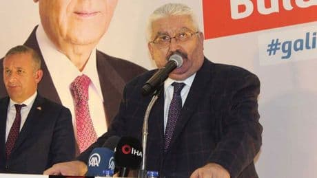 MHP'li Yalçın’dan Özgür Özel'e: Farkında mısın geliyor gelmekte olan