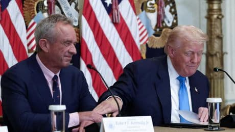 L’Administration Trump fait annuler des financements pour le développement des vaccins à ARN messager