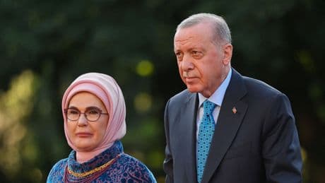 Turkse presidentsvrouw Emine Erdogan vraagt Melania Trump, na haar brief over Oekraïense kinderen, ook Palestijnse kinderen te steunen
