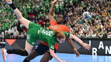 Handbalsters Györ, met drie Oranje-internationals, weer beste van Europa