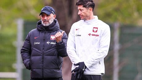 Foot : en conflit avec Lewandowski, le sélectionneur de la Pologne démissionne de son poste