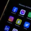 Réseaux sociaux : vers une interdiction pour les moins de 15 ans ?